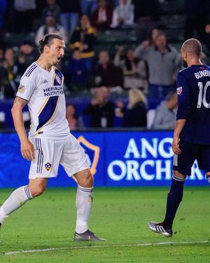 Image post by @lagalaxy on Instagram