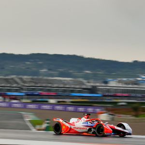 Image post by @mahindraracing on Instagram
