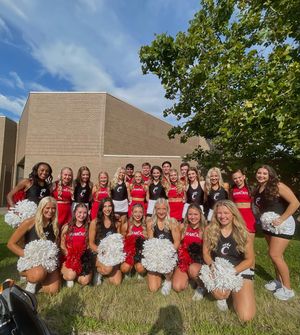 Image post by @gobearcatscheer on Instagram