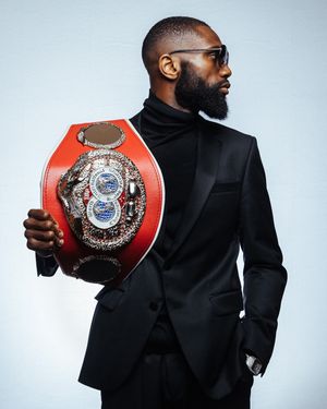 Image post by @showtimeboxing on Instagram