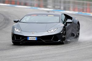 Image post by @Lamborghini on Twitter