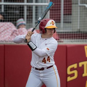 Image post by @iowastatesoftball on Instagram