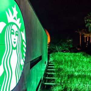 Image post by @starbucks on Instagram