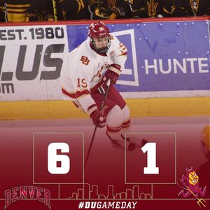 Image post by @du_hockey on Instagram