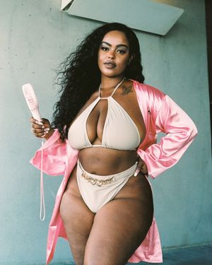 Image post by @prettylittlething on Instagram
