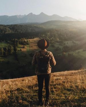 Image post by @folkmagazine on Instagram