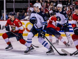 Image post by @nhljets on Twitter