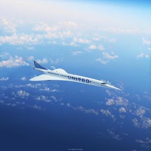 Image post by @united on Instagram