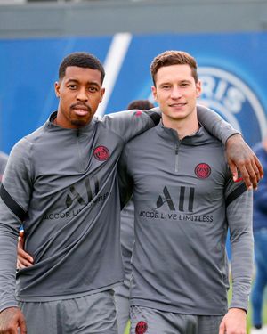 Image post by @psg on Instagram