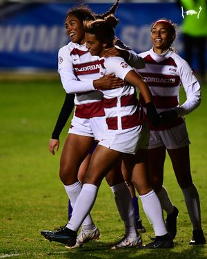 Image post by @razorbacksoccer on Twitter