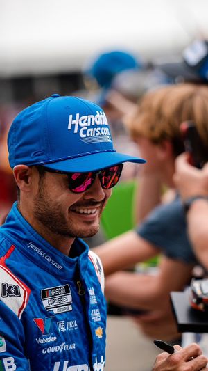 Image post by @TeamHendrick on Twitter
