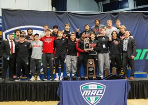 Image post by @niu_wrestling on Instagram