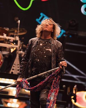 Image post by @defleppard on Instagram