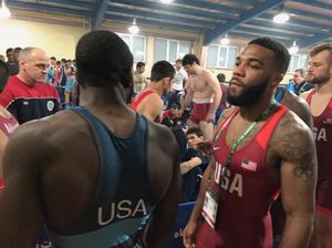 Image post by @alliseeisgold on Instagram