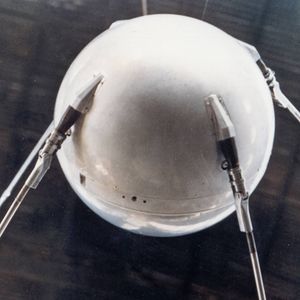 Image post by @nasaartemis on Instagram