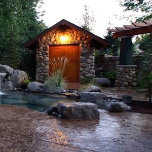 Image post by @alderwoodlandscaping on Instagram