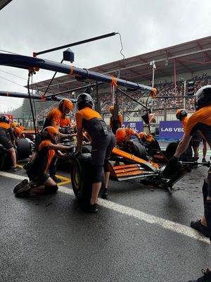 Image post by @McLarenF1 on Twitter