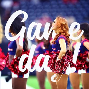 Image post by @texanscheerleaders on Instagram