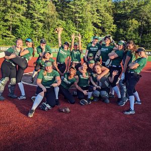 Image post by @dartmouthsoftball on Instagram