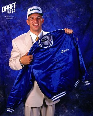 Image post by @dallasmavs on Twitter