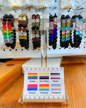 Image post by @beadcache on Instagram