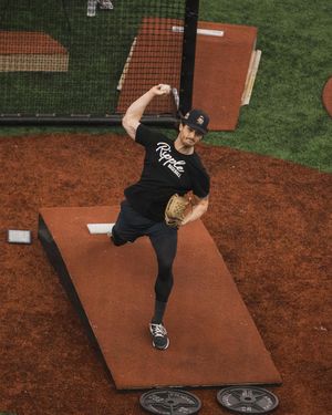 Image post by @bodomecbus on Instagram