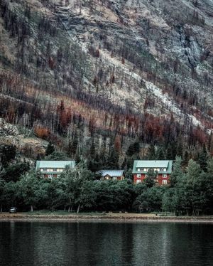 Image post by @perreauxphoto on Instagram