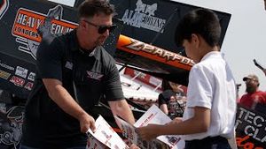 Video post by @worldofoutlaws on YouTube