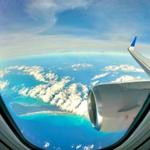 Image post by @united on Instagram