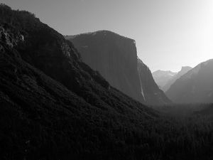 Image post by @adamschmisek on Instagram