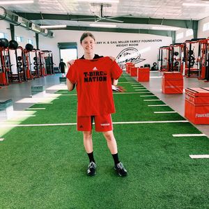Image post by @suuwbasketball on Instagram