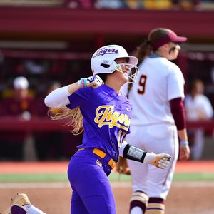 Image post by @lsusoftball on Instagram