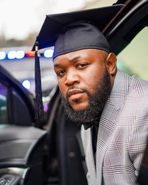 Image post by @shotbymonii on Instagram