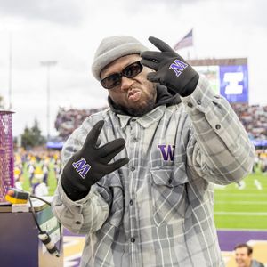 Image post by @uwathletics on Instagram