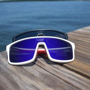 Image post by @faroutsunglasses on Instagram