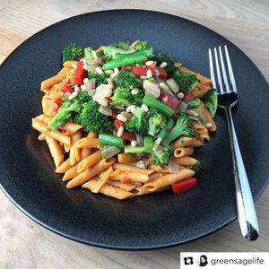 Image post by @zeetabody on Instagram
