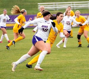 Image post by @uniathletics on Instagram