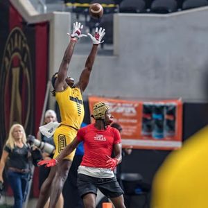 Image post by @pylon7on7 on Instagram