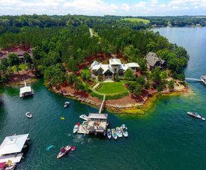 Image post by @ironcitydrones on Instagram