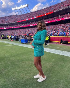 Image post by @mariataylor on Instagram