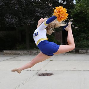 Image post by @hofstradanceteam on Instagram