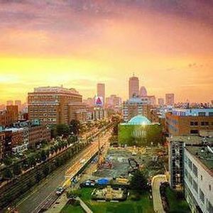 Image post by @bostonu on Instagram
