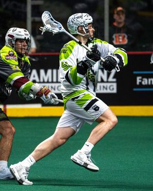 Image post by @stringking on Instagram