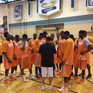 Image post by @vol_hoops on Instagram