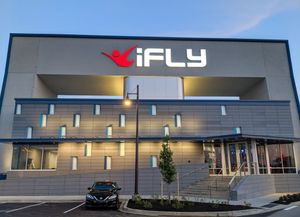 Image post by @iflyus on Instagram