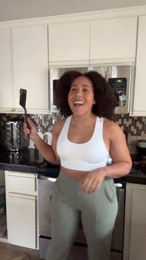 Video post by @MarikaFitness on Facebook