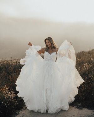 Image post by @theknot on Instagram