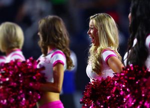 Image post by @texanscheerleaders on Instagram