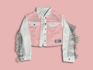 Image post by @jeaniusjackets on Instagram