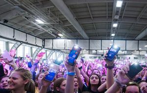 Image post by @huskython on Instagram